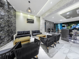 ALBATROS HOTEL & APPARTMENTS