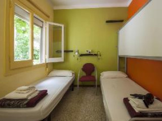 ALBERG STUDIO HOSTEL