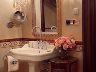 ALCHYMIST PRAGUE CASTLE