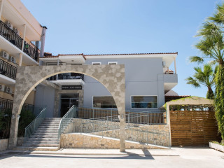 Alexander the Great Hotel