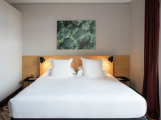 Alexandra Barcelona Hotel, Curio Collection by Hilton