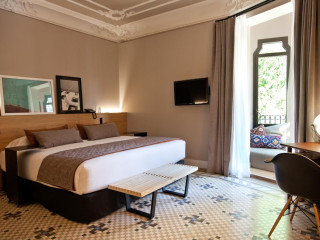 Alexandra Barcelona Hotel Curio Collection By Hilton