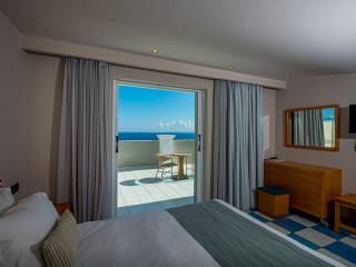 Alexandra Beach Resort