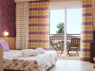 Alexandra Beach SPA Resort