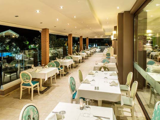 Alexandra Golden Boutique  Hotel