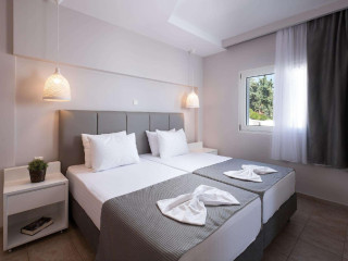 Alexandros Palace Hotel & Suites