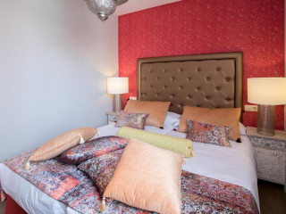 Alhambra Boutique Apartments