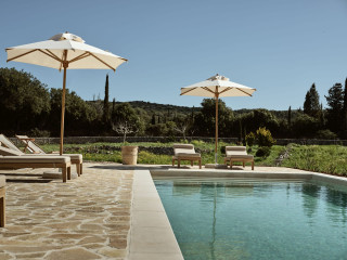 Alkis Farm & Residence