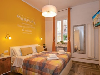 ALLEGRAS HOUSE CARACCIOLO