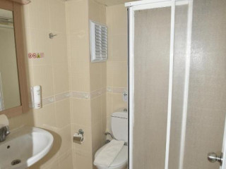 Secrets Royal Beach (Adults Only)