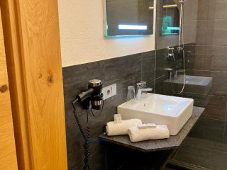 Almhof Kitzlodge - Alpine Lifestyle Hotel