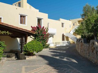 ALMYRIDA VILLAGE & WATERPARK (EX. ALMYRIDA BAY)