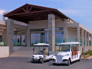 Almyros Beach Resort & Spa