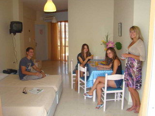 Aloe Apartments & Studios