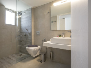 ALOE BOUTIQUE & SUITES Adults only 16+