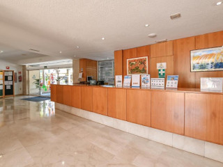 Alondra Hotel