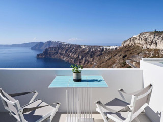 Alti Santorini Suites