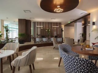 ALTITUDE BY KRYSTAL GRAND PUNTA CANCUN ALL INCLUSI