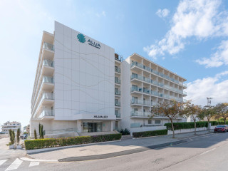 Alua Leo