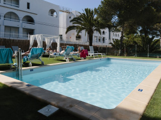 Blue Bay Hotel
