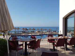 Alua Suites Las Rocas