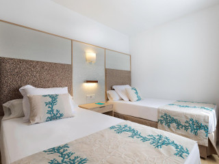 Alua Suites Las Rocas