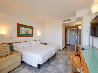 AluaSun Cala Antena - All Inclusive