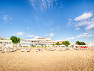 ALUASUN HELIOS BEACH