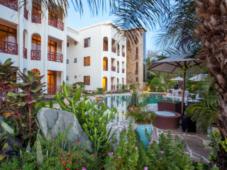 AMANI LUXURY APARTMENTS