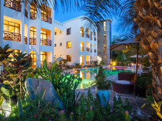 Amani Luxury Apartments Diani Beach