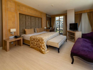 AMARA LUXURY RESORT&VILLAS (EX. ARMAS LUXURY)
