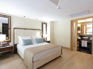 AMARA PREMIER PALACE HOTEL