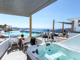 Amaze Suites