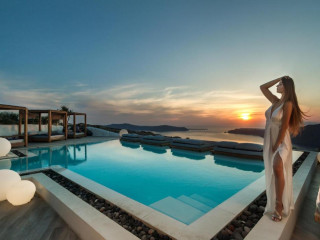 Amaze Suites