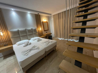 Amazing Rachoni Hotel