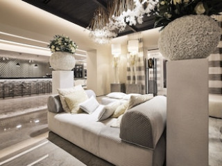 AMAZON MYKONOS RESORT AND SPA