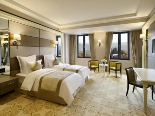 Ambassadori Tbilisi Hotel