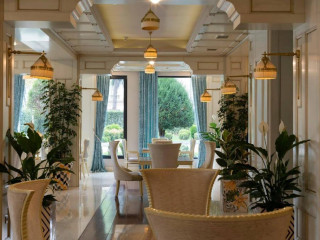 Ambassadori Tbilisi Hotel