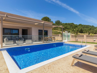 Amelia Residence