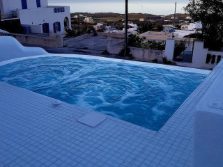 Amera Suites