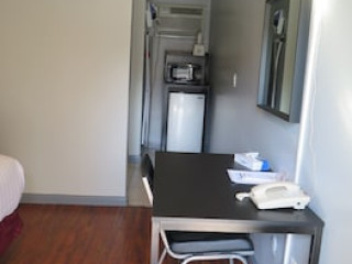 AMERICAS BEST VALUE INN (7TH STREET)