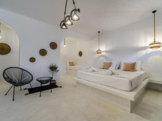 Amethyst Luxury Suites