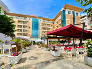 Hotel AMH Durres