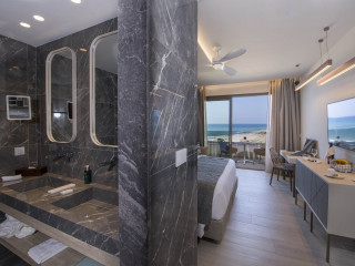AMIRA LUXURY RESORT & SPA ADULTS ONLY 16+