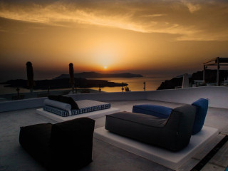 Amity Suites – Adults Only