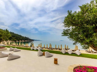 Ammoa Luxury Hotel & Spa Resort