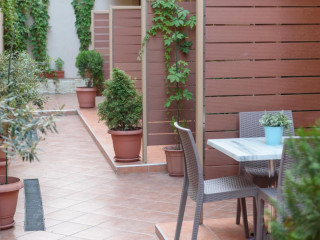 AMMOS BEACH SEASIDE LUXURY SUITES