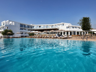 Amounda Bay Hotel