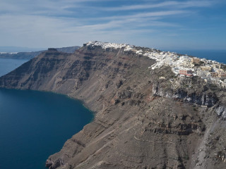 Amphitheater Cave Houses
