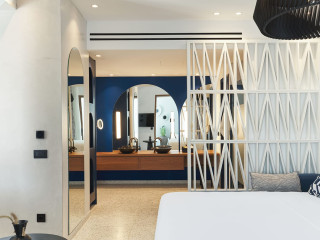 Amyth of Mykonos Super Paradise